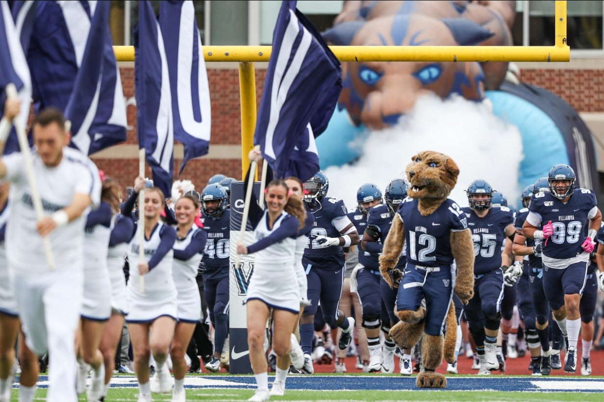 Villanova Cheerleaders, Wil D. Cat and Football Players running onto the field at Villanova Stadium